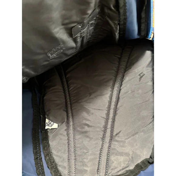 Nike Sling Backpack Crossbody - Picture 4 of 9